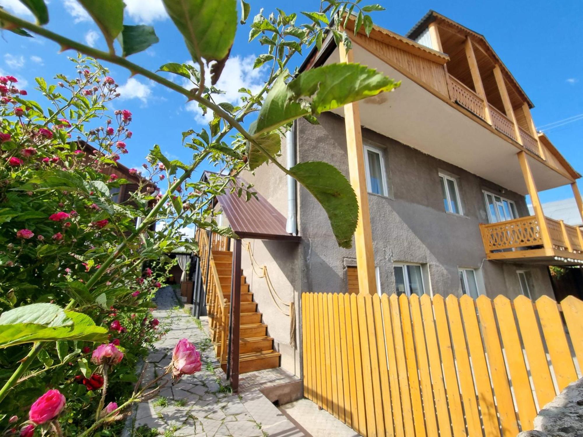 New Horizons , Apartment With 5 Bedrooms, Whole Apartment, Апартмент Целиком ดีลีจาน ภายนอก รูปภาพ