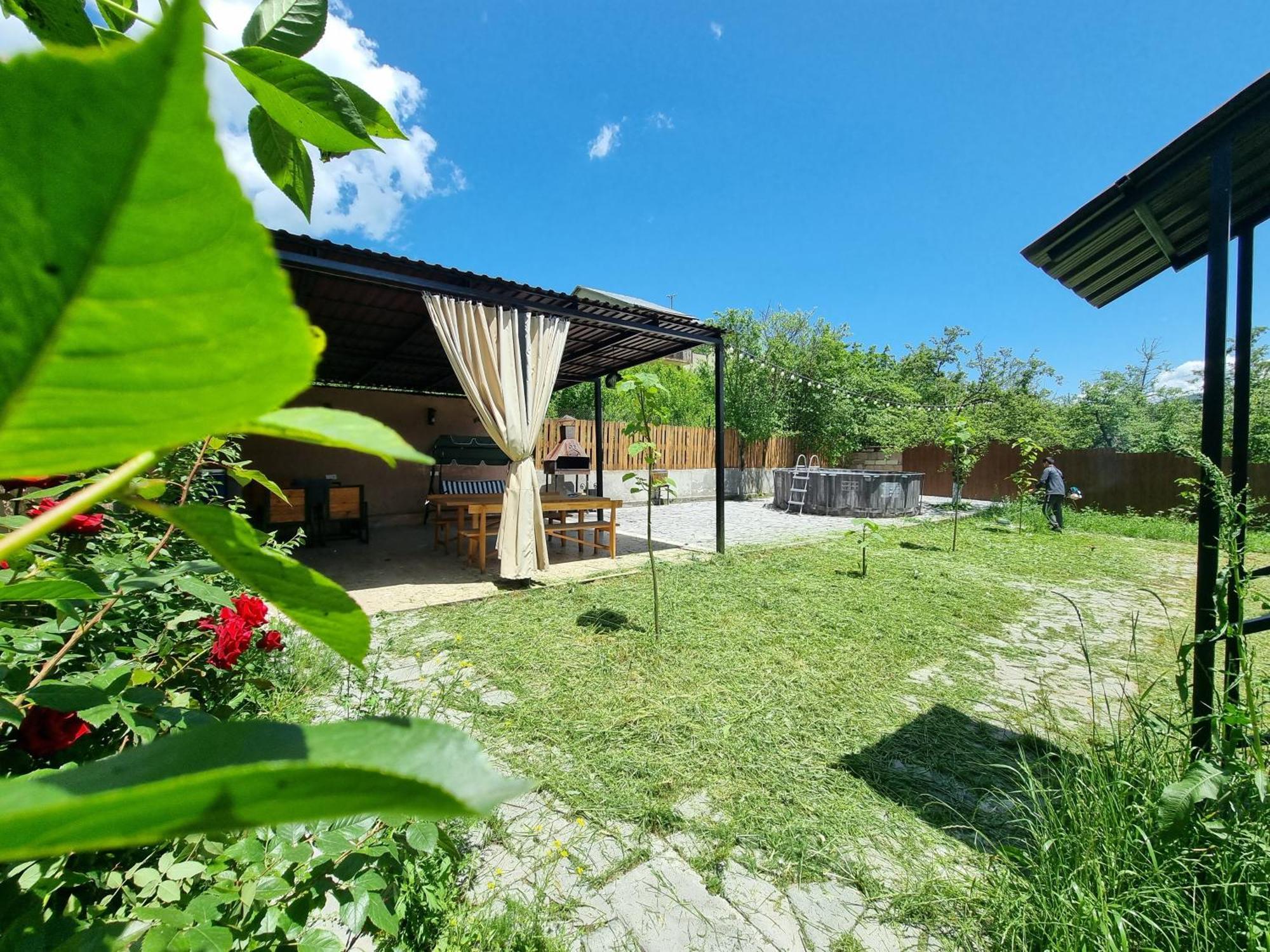 New Horizons , Apartment With 5 Bedrooms, Whole Apartment, Апартмент Целиком ดีลีจาน ภายนอก รูปภาพ