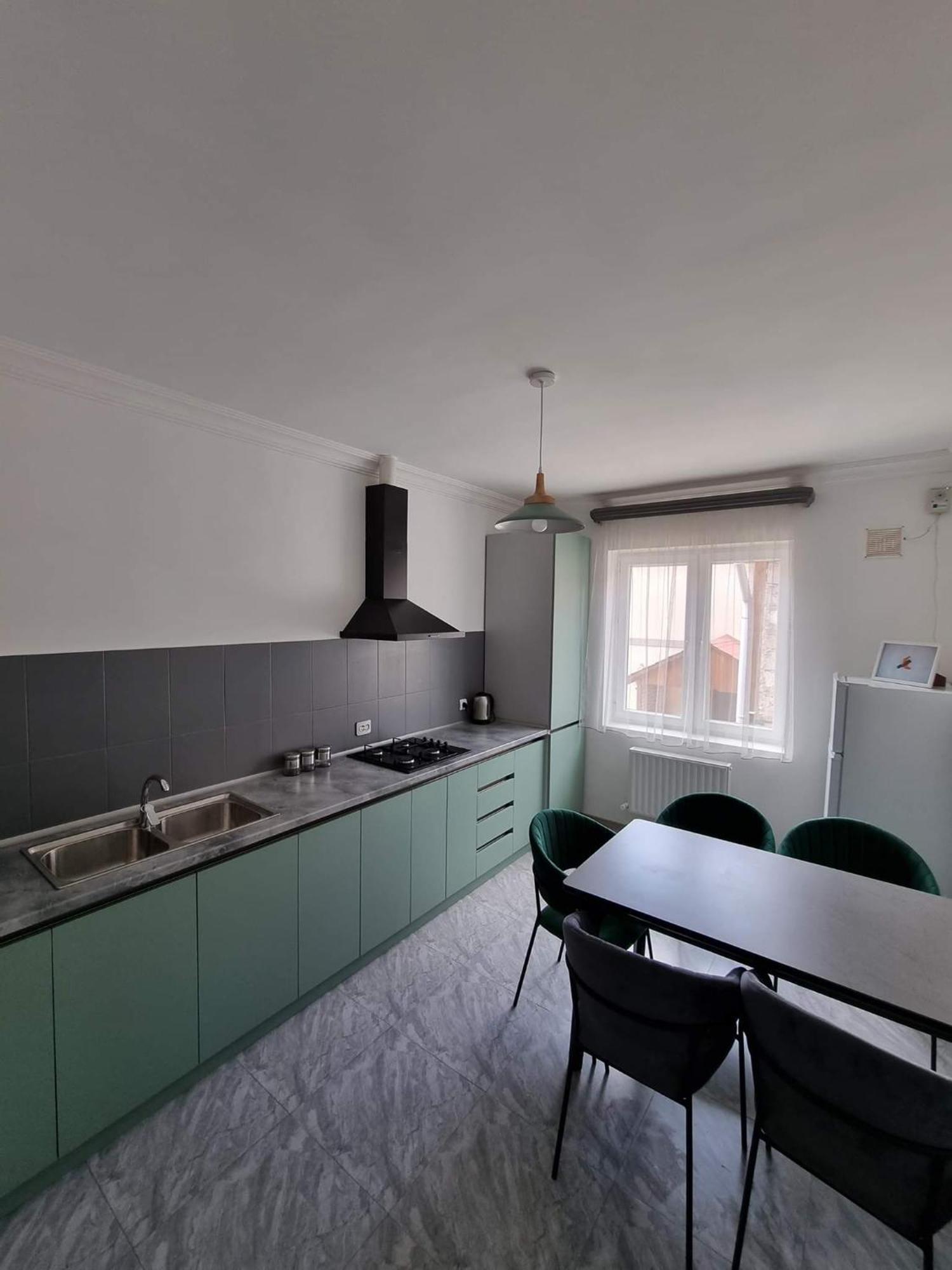 New Horizons , Apartment With 5 Bedrooms, Whole Apartment, Апартмент Целиком ดีลีจาน ภายนอก รูปภาพ